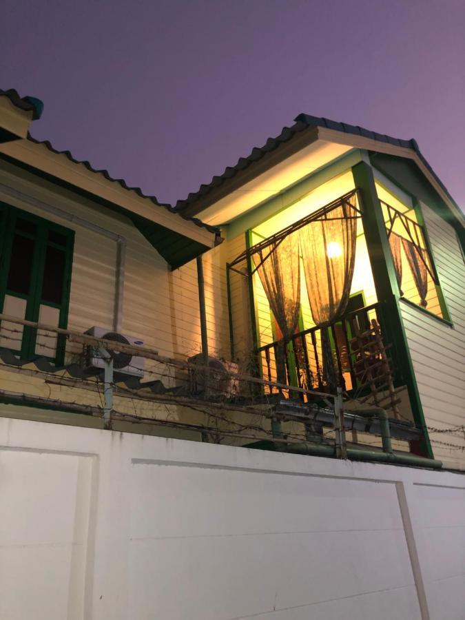 Baan Tepa Boutique House לינה וארוחת בוקר 2*