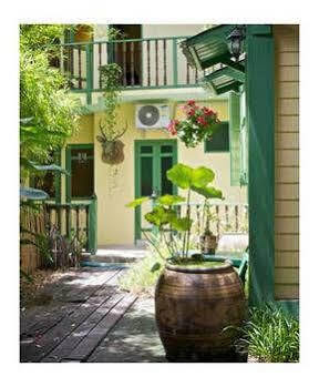 לינה וארוחת בוקר Baan Tepa Boutique House 2*